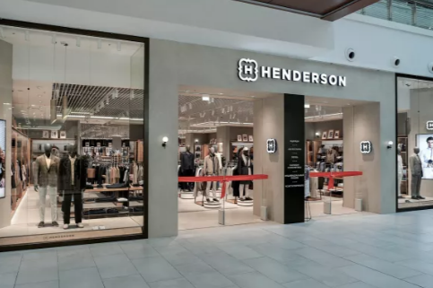 HENDERSON открыл крупнейший флагманский магазин сети в ТЦ «Метрополис»