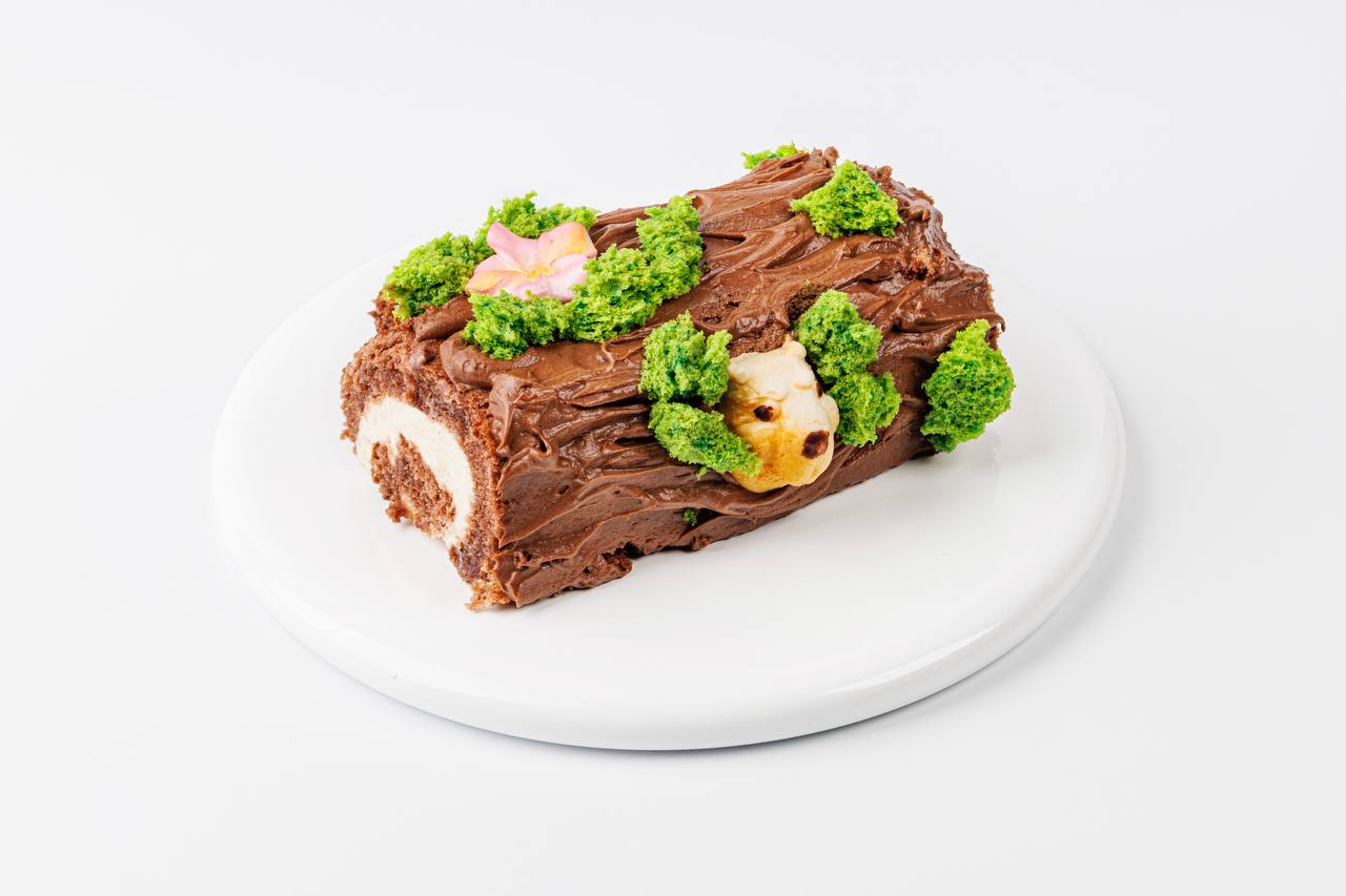 Во «ВкусВилле» появился торт-палено с бобром