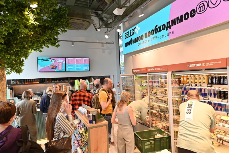 «Перекресток» открыл кафе Select в Парке Горького